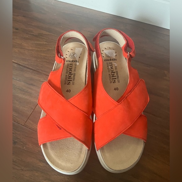 Moblis Ergonomic by Mephisito-NWOT Size 40 Euro/ US Size 10. - Picture 2 of 10